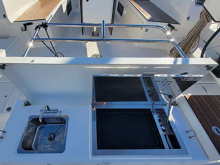 Dufour 470 in Šibenik / D-Marin Marina Mandalina - Photo 4