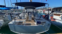 Oceanis 35.1 in Castiglioncello / Marina Cala de' Medici thumbnail 14