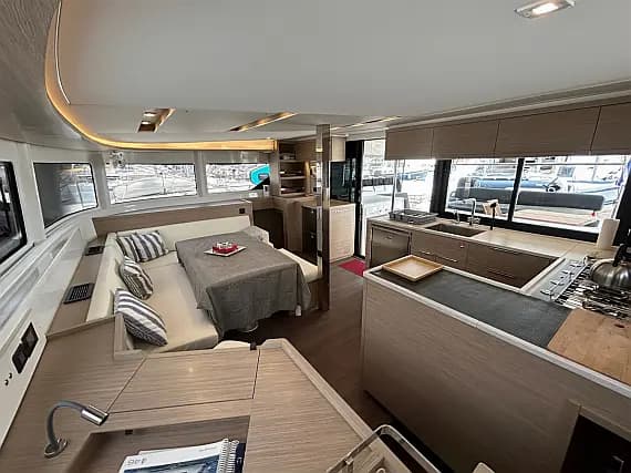 Lagoon 46 in Skiathos - Photo 3