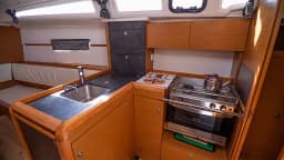 Sun Odyssey 349 in Nea Peramos - Attica / Nea Peramos thumbnail 10