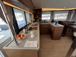 Lagoon 46 in Mykonos / Tourlos Marina thumbnail 18