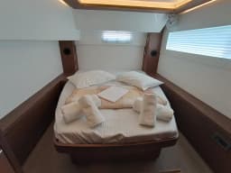 Lagoon 46 in Mykonos / Tourlos Marina thumbnail 20