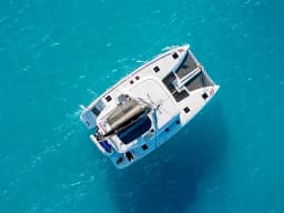 Lagoon 46 in Mykonos / Tourlos Marina thumbnail 7