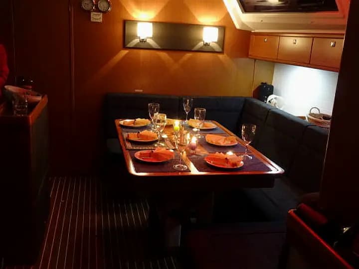 Bavaria Cruiser 46 in Athens / Alimos Marina - Photo 5