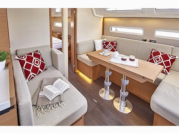 Sun Odyssey 410 in Kaštel Gomilica / Marina Kaštela - Photo 3