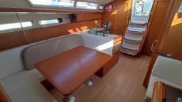 Sun Odyssey 419 in Volos / Port of Volos thumbnail 5