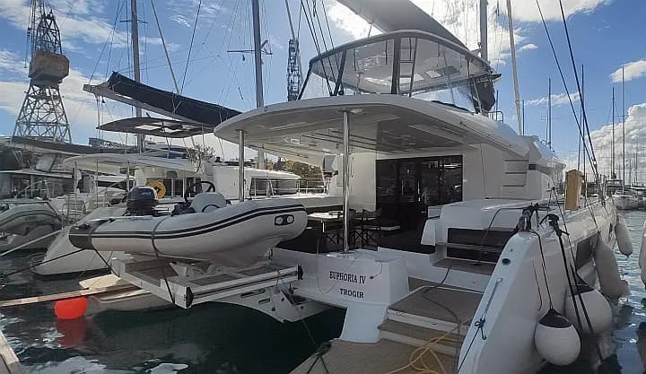 Lagoon 51 in Kaštel Gomilica / Marina Kaštela - Photo 5