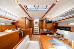 Sun Odyssey 519 in Rhodes New Marina thumbnail 6