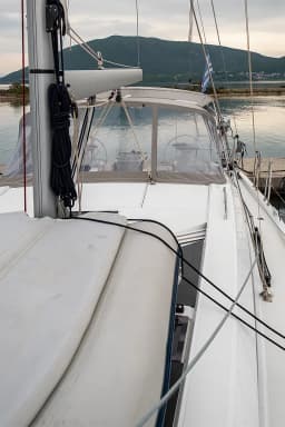 Oceanis 46.1 in Lefkada / D-Marin Marina Lefkas thumbnail 8