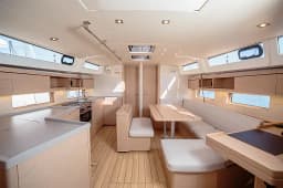 Oceanis 46.1 in Sicily / Trapani thumbnail 12