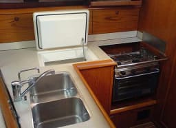 Sun Odyssey 37 in Lefkada / Nikiana Marina thumbnail 17