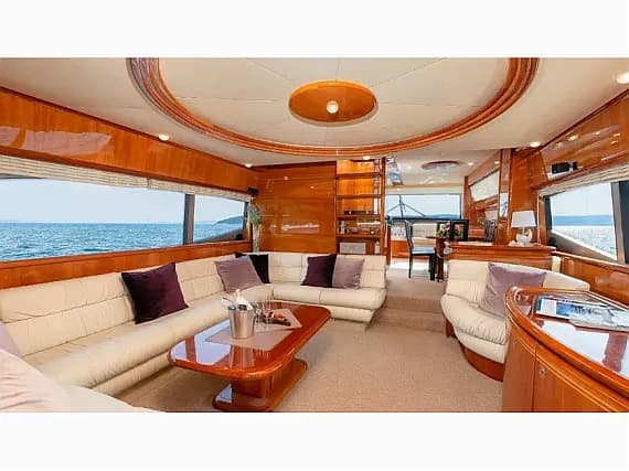 Ferretti 730 in Sicily / Riposto - Photo 3