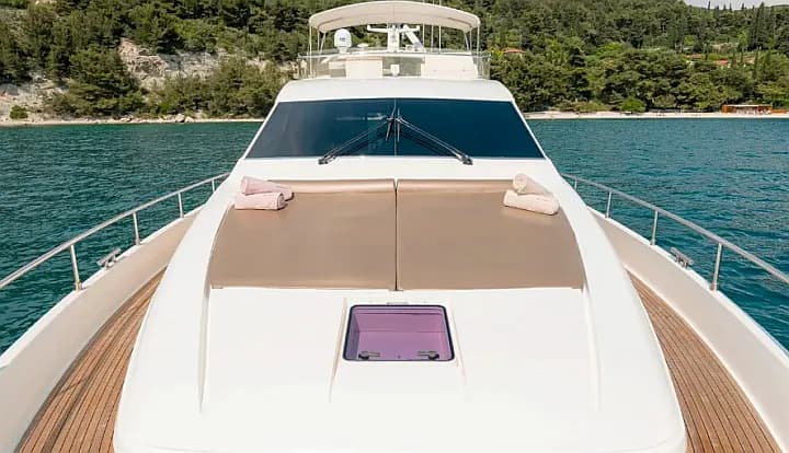 Ferretti 730 in Sicily / Riposto - Photo 5