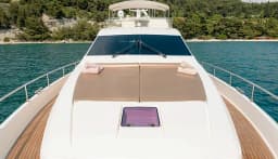 Ferretti 730 in Sicily / Riposto thumbnail 4