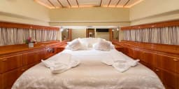 Ferretti 730 in Sicily / Riposto thumbnail 9