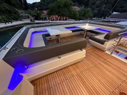 Galeon 680 Fly in Dubrovnik / Marina Frapa Dubrovnik thumbnail 14