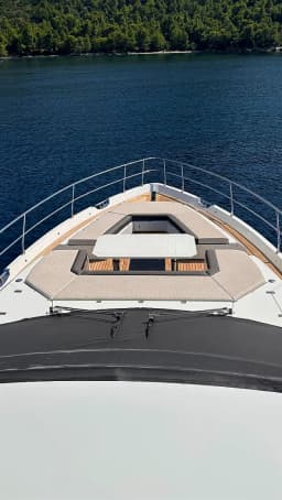 Galeon 680 Fly in Dubrovnik / Marina Frapa Dubrovnik thumbnail 38