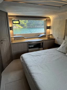 Galeon 680 Fly in Dubrovnik / Marina Frapa Dubrovnik thumbnail 39