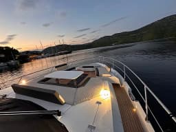 Galeon 680 Fly in Dubrovnik / Marina Frapa Dubrovnik thumbnail 42