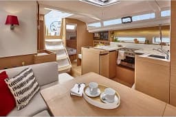 Sun Odyssey 440 in Paros / Piso Livadi Port thumbnail 2