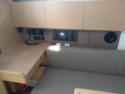Oceanis 35.1 in Split / ACI Marina Split thumbnail 10