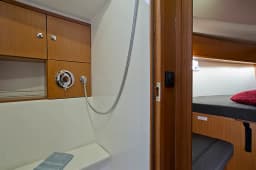 Bavaria 46 Cruiser in Šibenik / D-Marin Marina Mandalina thumbnail 22