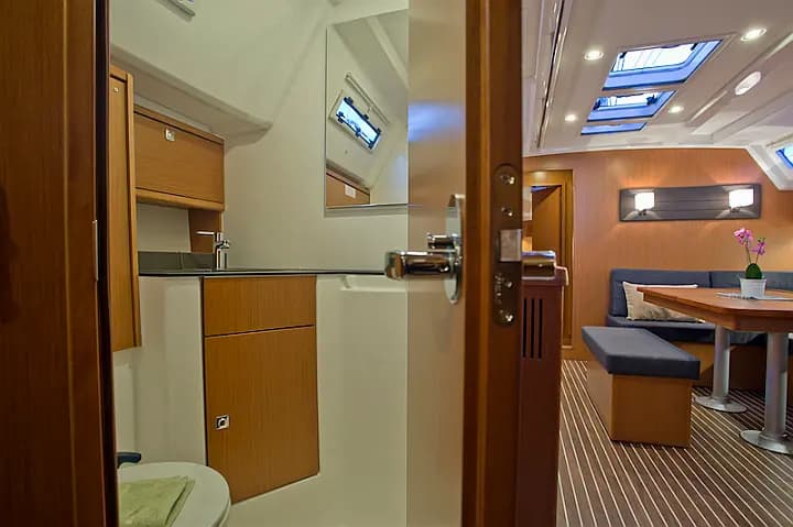 Bavaria 46 Cruiser in Šibenik / D-Marin Marina Mandalina - Photo 5