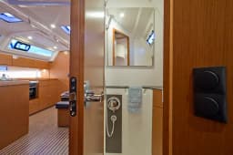 Bavaria 46 Cruiser in Šibenik / D-Marin Marina Mandalina thumbnail 5