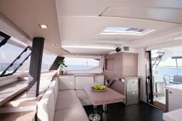 Astréa 42 in Paros port thumbnail 12