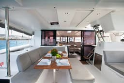 Astréa 42 in Paros port thumbnail 6