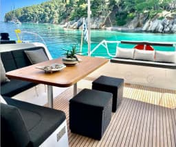 Lagoon 42 in Paros port thumbnail 16