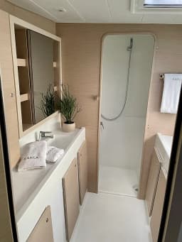 Lagoon 42 in Paros port thumbnail 4