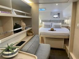 Lagoon 42 in Paros port thumbnail 8