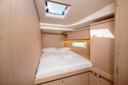 Oceanis 51.1 in Sicily / Furnari / Marina Portorosa thumbnail 3