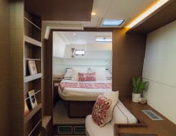 Lagoon 40 in Maldives / Malé thumbnail 15