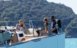 Dufour 390 in Mallorca / Palma de Mallorca / La Lonja Marina Charter thumbnail 10