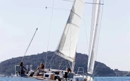 Dufour 390 in Mallorca / Palma de Mallorca / La Lonja Marina Charter thumbnail 9