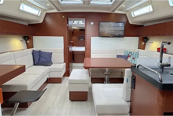 Hanse 458 in Mallorca / Palma de Mallorca / Marina Naviera Balear - Photo 3