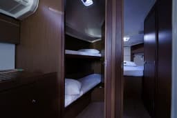 Oceanis 40.1 in Lefkada / Port of Lefkas thumbnail 9