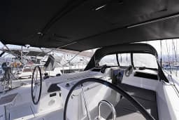 Oceanis 40.1 in Lefkada / Port of Lefkas thumbnail 10