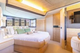Azimut 64 in Mallorca / Palma de Mallorca / Club de Mar thumbnail 13