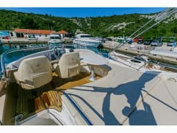 Prestige 36 Fly in Primošten / Marina Kremik thumbnail 6
