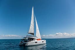 Lagoon 42 in Sicily / Furnari / Marina Portorosa thumbnail 10