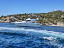 Johnson 56 in Primošten / Marina Kremik thumbnail 6