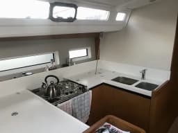 Sun Odyssey 440 in Mallorca / Palma de Mallorca / Marina Palma Cuarentena thumbnail 4