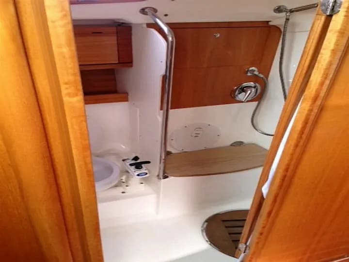 Bavaria 39 Cruiser in Krk / Punat / Marina Punat - Photo 5
