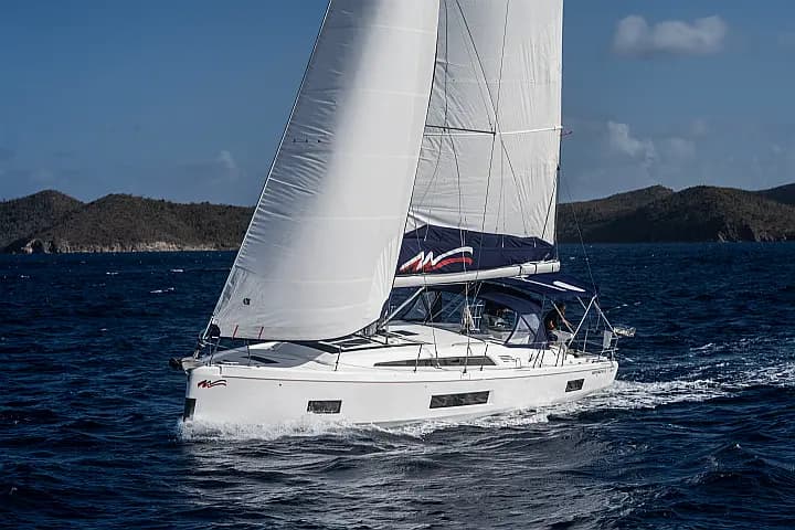 Oceanis 46.1 in Tortola / Road Town / Wickhams Cay II Marina - Photo 5
