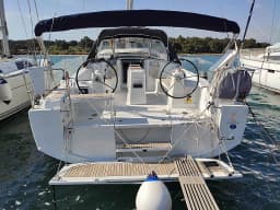 Oceanis 38.1 in Medulin / Marina Medulin thumbnail 12