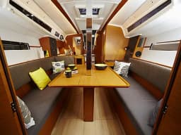Sun Odyssey 349 in Marina Agana thumbnail 2