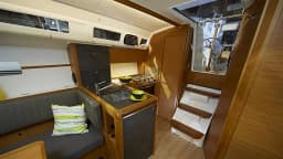 Sun Odyssey 349 in Marina Agana thumbnail 3